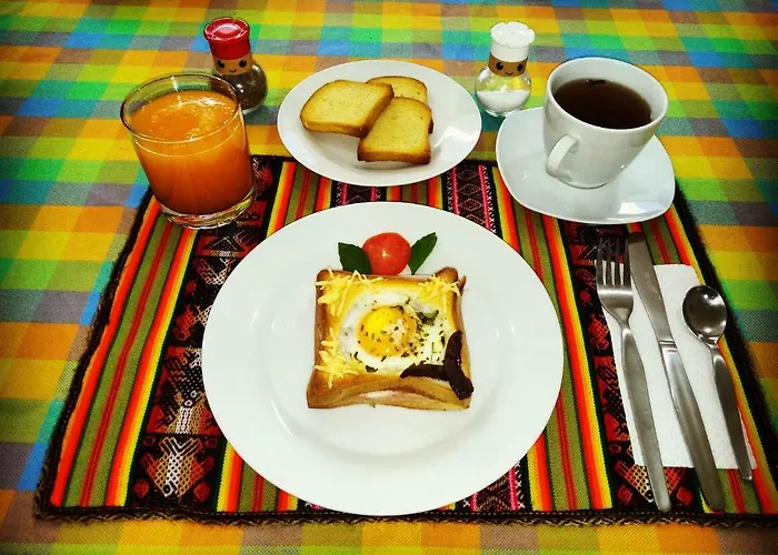 Kintu Aparthotel 3*